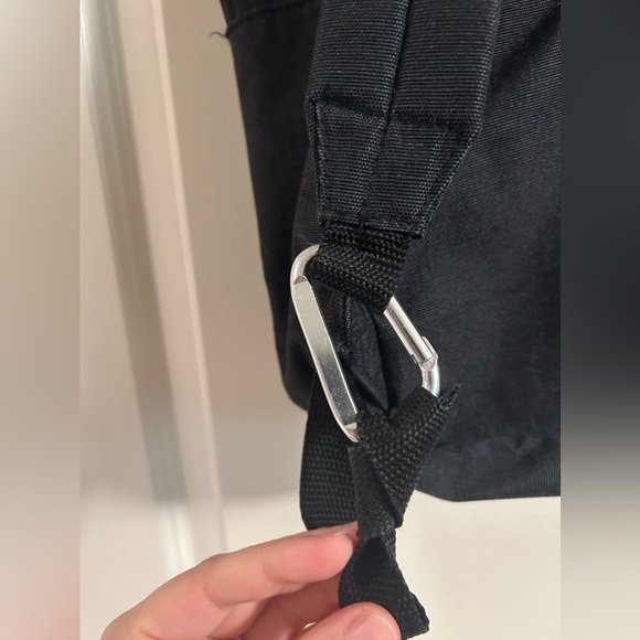 Dinosaur backpack - Picture 7 of 9